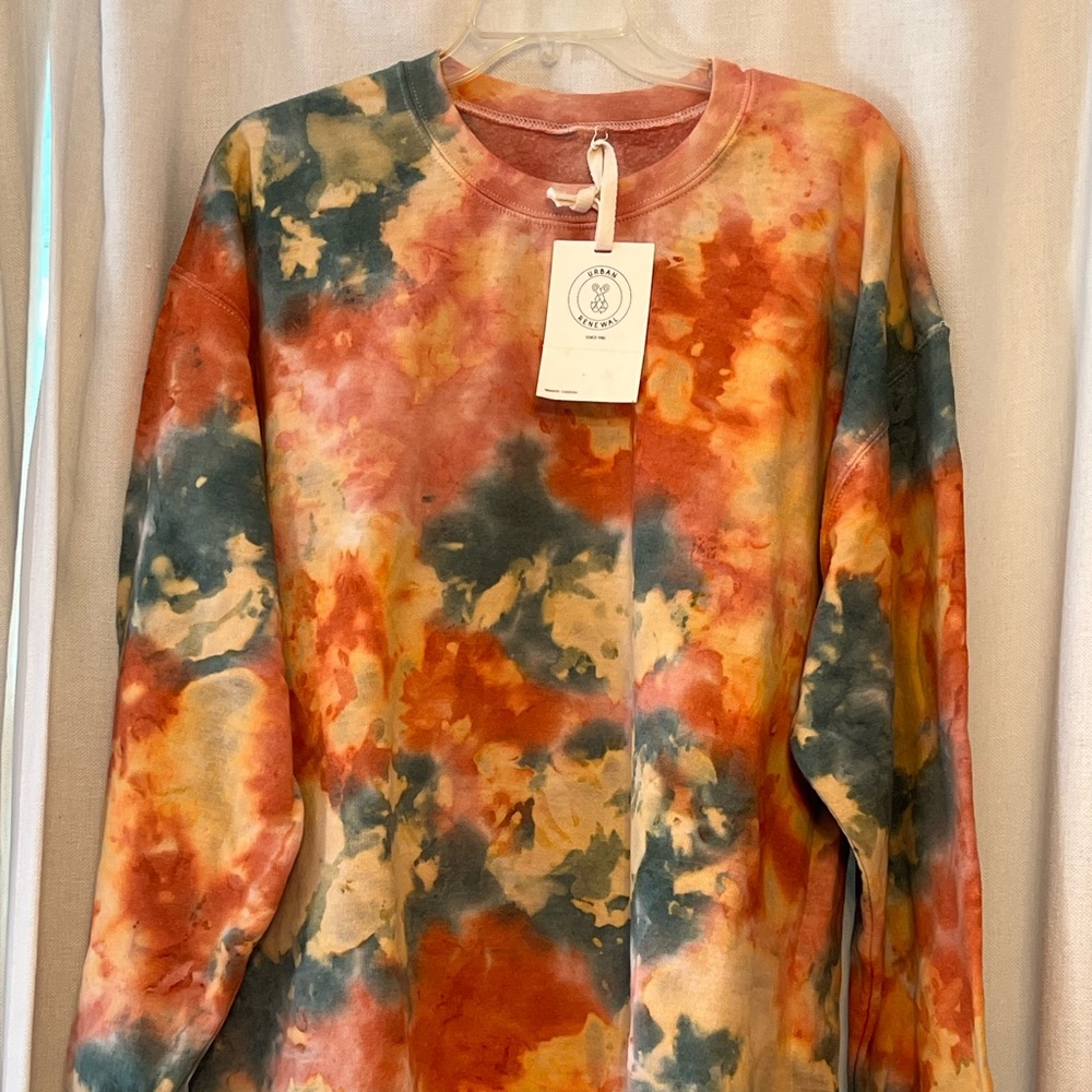 BNWT Urban Renewal Tye-dye sweatshirt